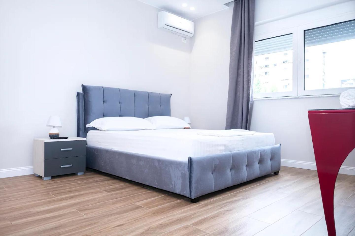 Center Staymore Tiranë